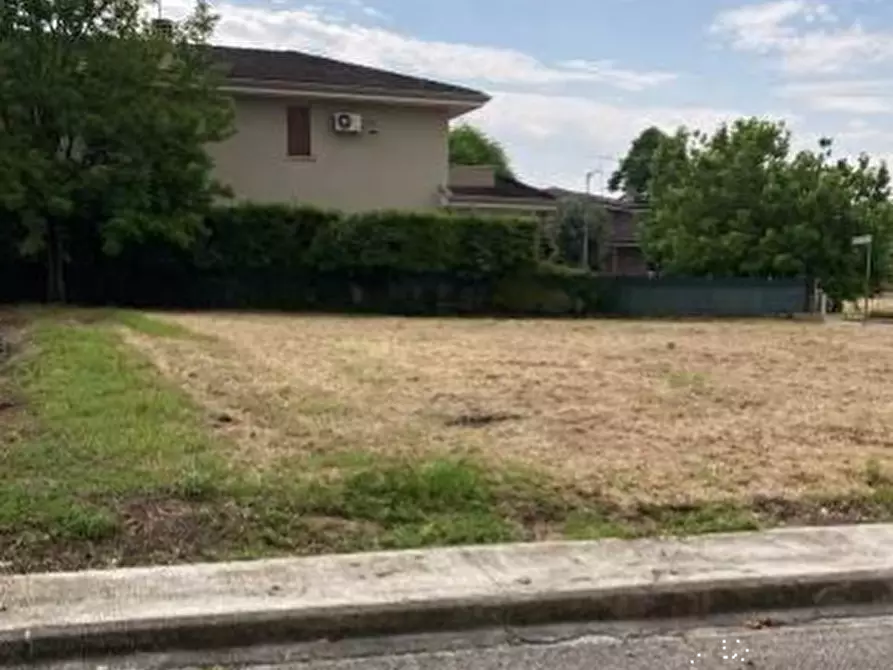 terreno edificabile in vendita a Curtatone