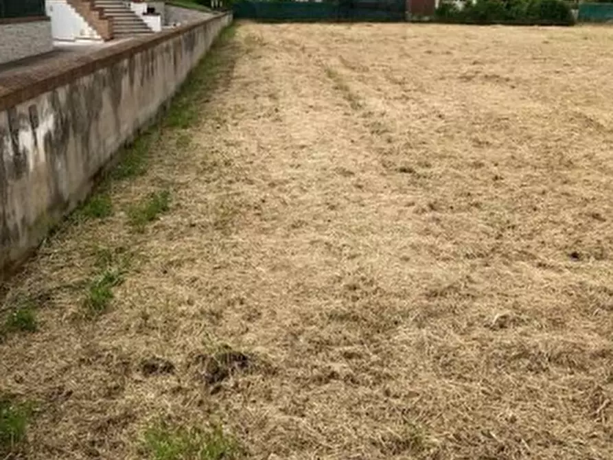 terreno edificabile in vendita a Curtatone