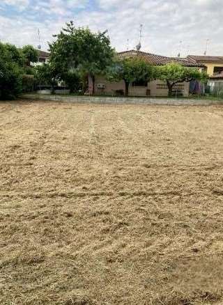 terreno edificabile in vendita a Curtatone
