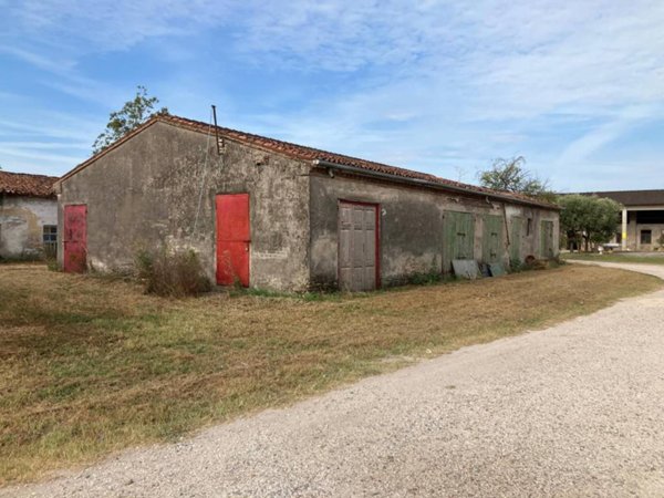 casa indipendente in vendita a Curtatone
