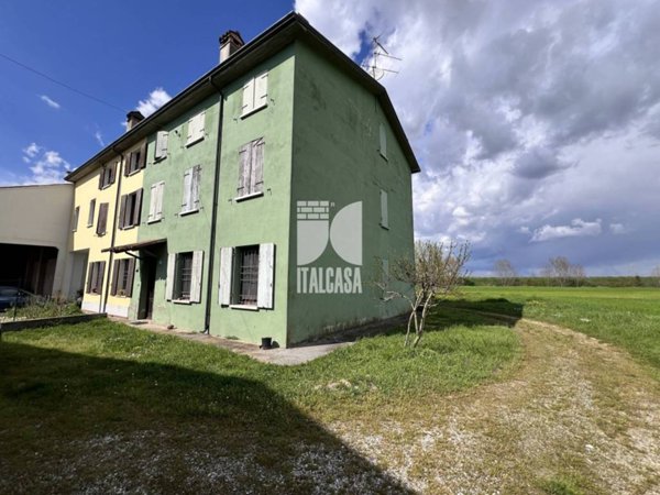casa indipendente in vendita a Curtatone