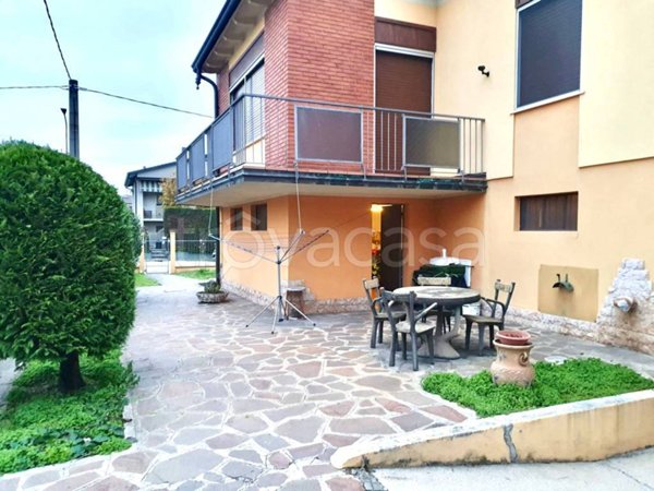 casa indipendente in vendita a Curtatone