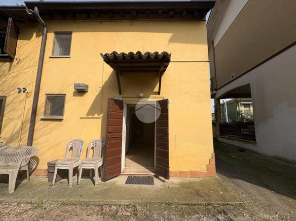 casa indipendente in vendita a Curtatone