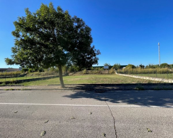 terreno edificabile in vendita a Curtatone