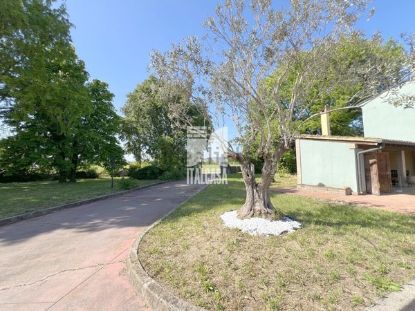 casa indipendente in vendita a Curtatone