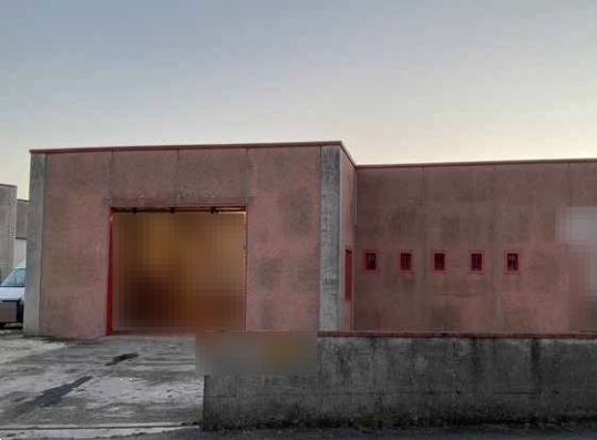 locale di sgombero in vendita a Curtatone