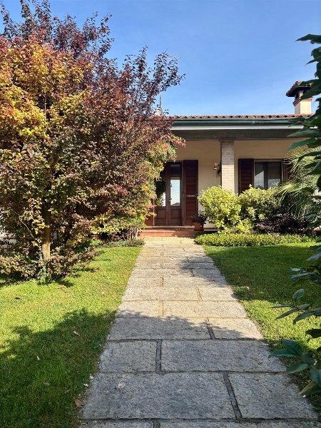casa indipendente in vendita a Curtatone
