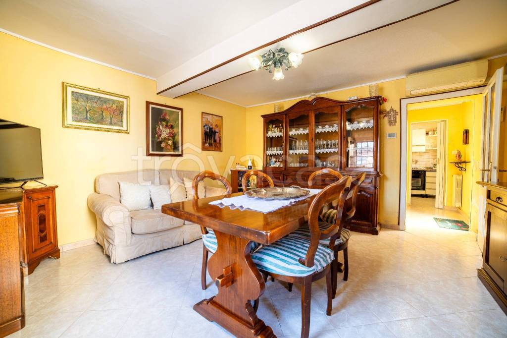 casa indipendente in vendita a Curtatone