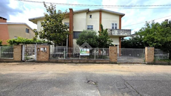 casa indipendente in vendita a Curtatone