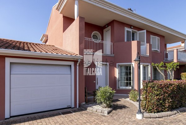 casa indipendente in vendita a Curtatone