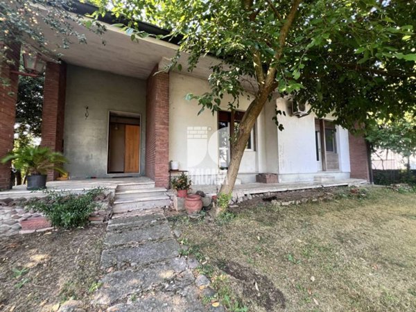 casa indipendente in vendita a Curtatone
