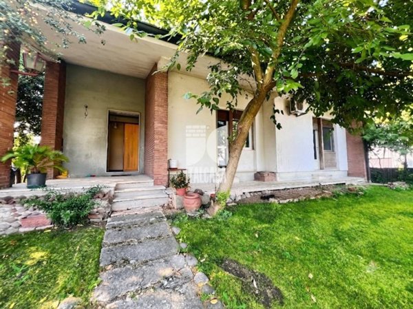 casa indipendente in vendita a Curtatone