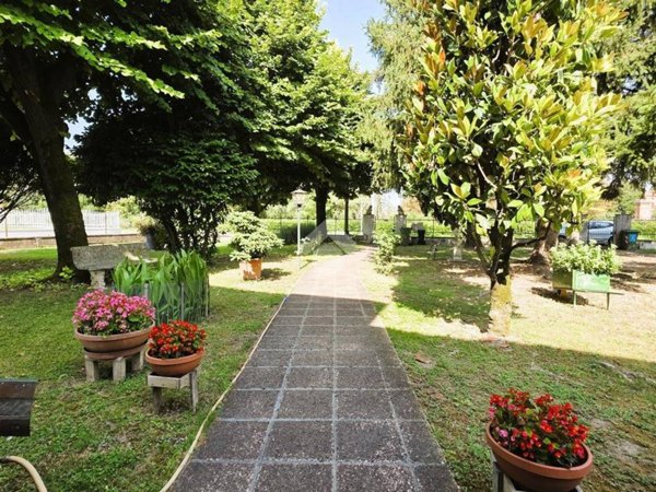 casa indipendente in vendita a Curtatone
