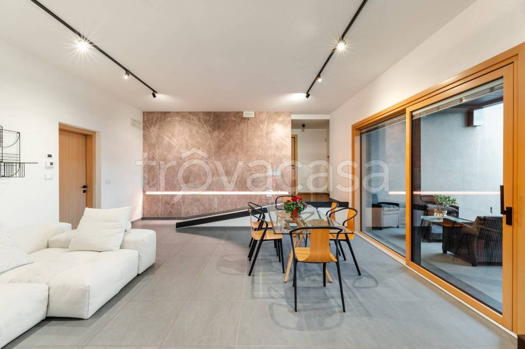 casa indipendente in vendita a Curtatone