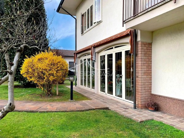 casa indipendente in vendita a Curtatone