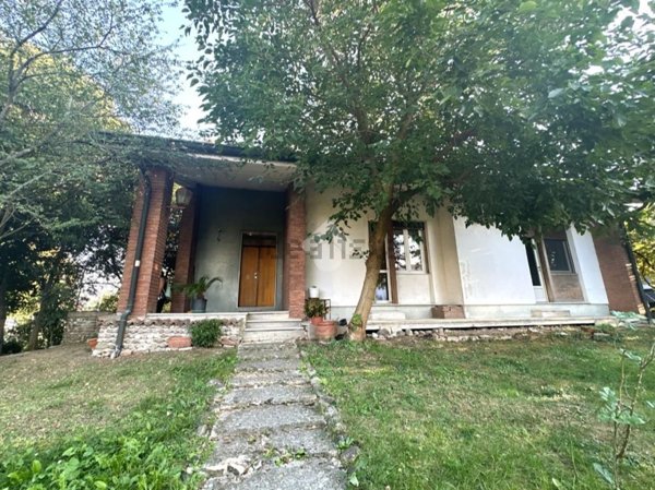 casa indipendente in vendita a Curtatone