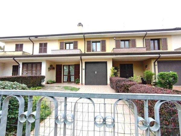 casa indipendente in vendita a Curtatone