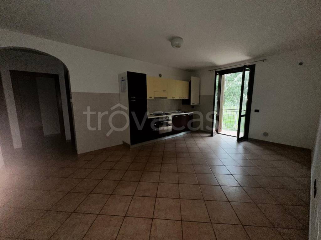 appartamento in vendita a Dosolo in zona Correggioverde