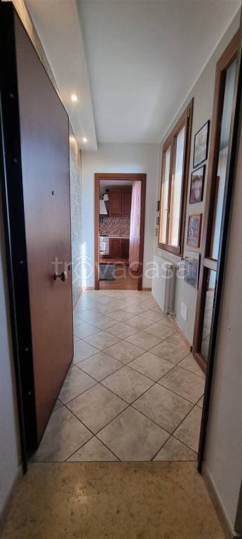 appartamento in vendita a Dosolo in zona Correggioverde