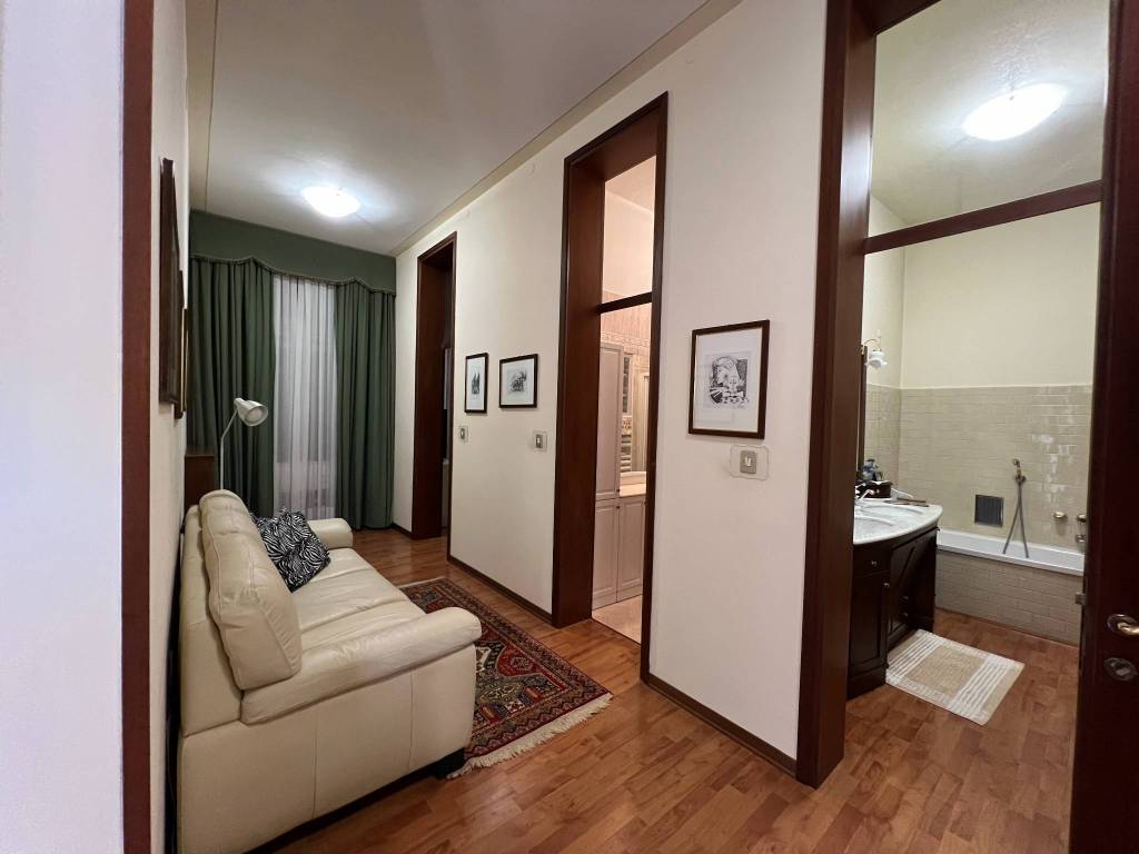 casa indipendente in vendita a Dosolo in zona Villastrada