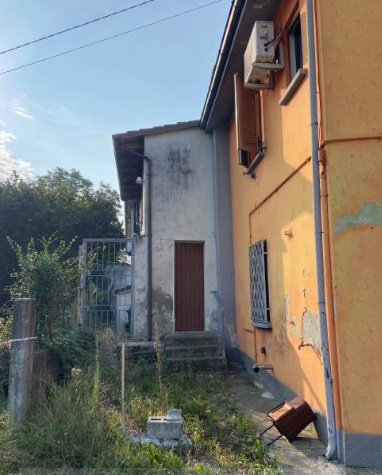 casa indipendente in vendita a Dosolo
