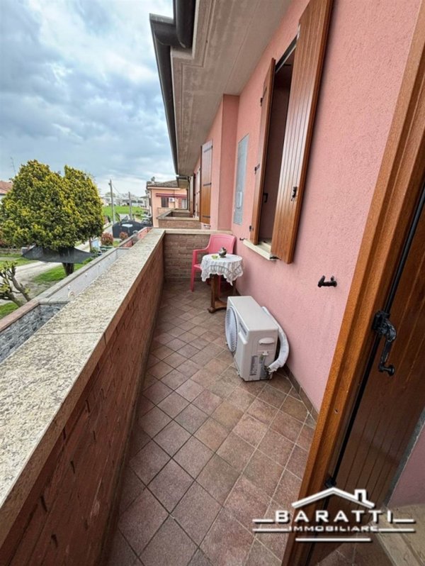 appartamento in vendita a Dosolo in zona Correggioverde