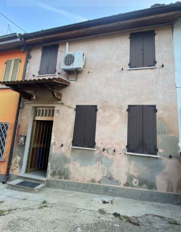 casale in vendita a Dosolo