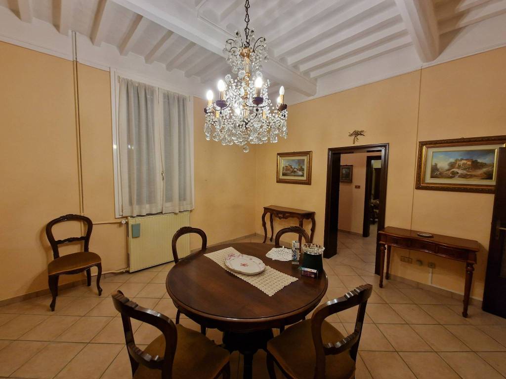 casa indipendente in vendita a Dosolo in zona Villastrada