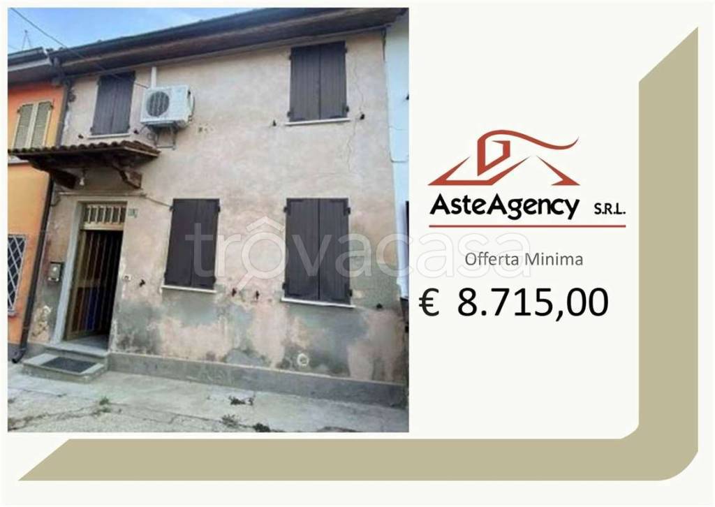 casale in vendita a Dosolo