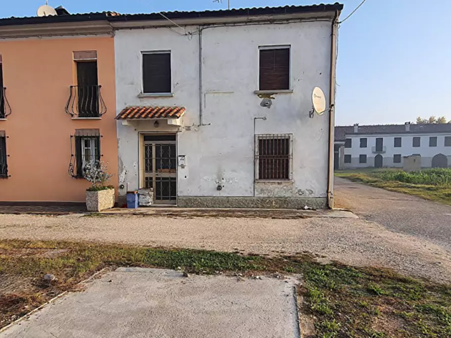 casa indipendente in vendita a Dosolo in zona Villastrada