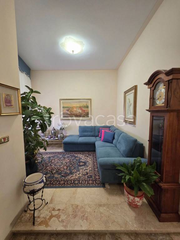 casa indipendente in vendita a Dosolo in zona Villastrada