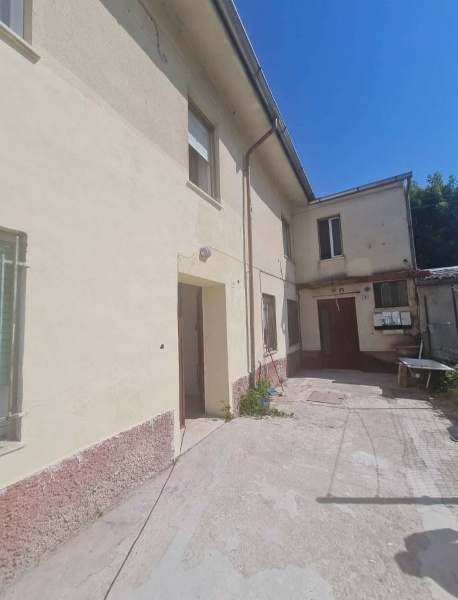 casa indipendente in vendita a Dosolo in zona Villastrada