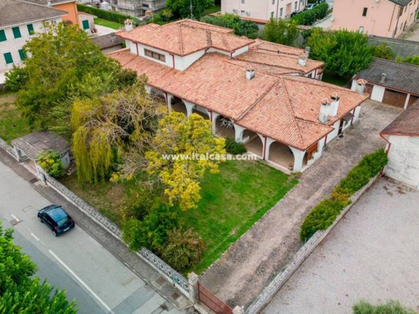 casa indipendente in vendita a Gazoldo degli Ippoliti