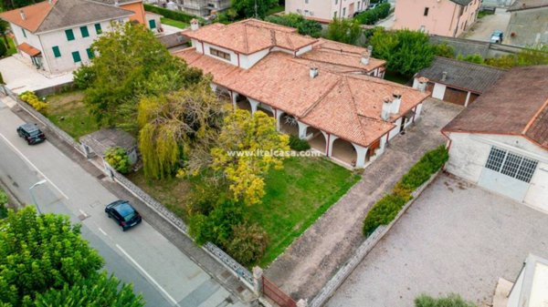 casa indipendente in vendita a Gazoldo degli Ippoliti