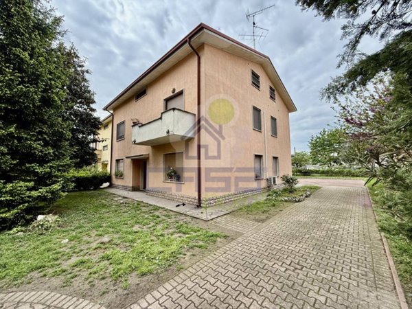 casa indipendente in vendita a Gazoldo degli Ippoliti