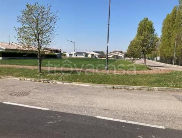 ufficio in vendita a Gazoldo degli Ippoliti