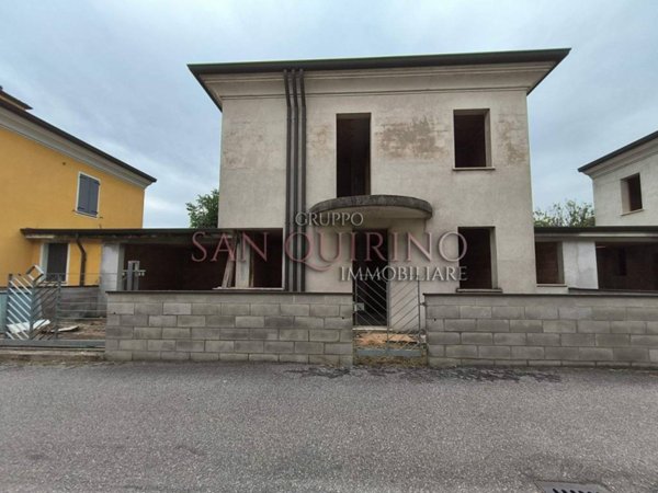 casa indipendente in vendita a Gazzuolo