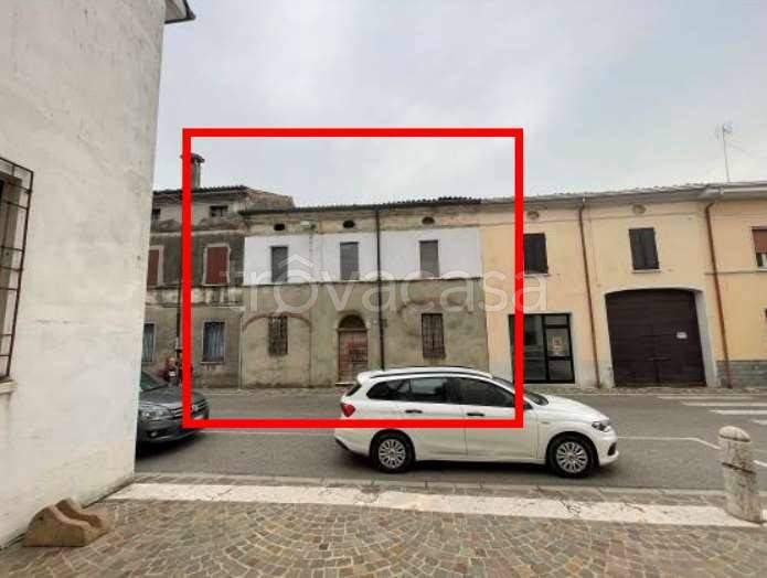 casa indipendente in vendita a Gazzuolo in zona Belforte