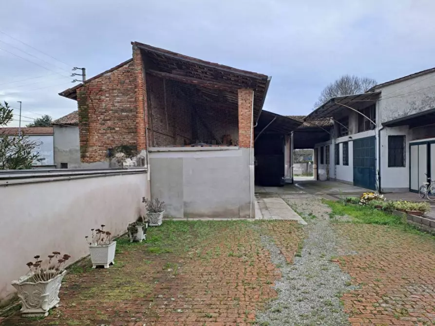 casa indipendente in vendita a Gazzuolo in zona Belforte