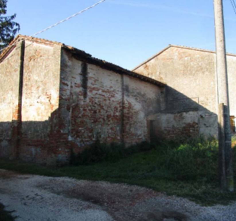 casale in vendita a Gazzuolo