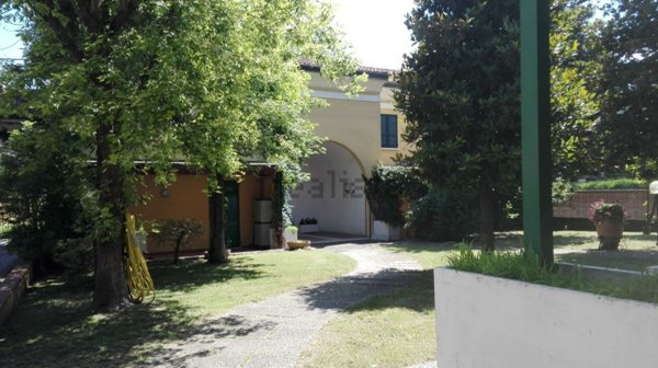 casa indipendente in vendita a Gazzuolo
