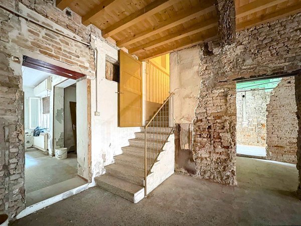 casa indipendente in vendita a Gazzuolo