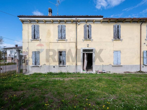 casa indipendente in vendita a Gazzuolo