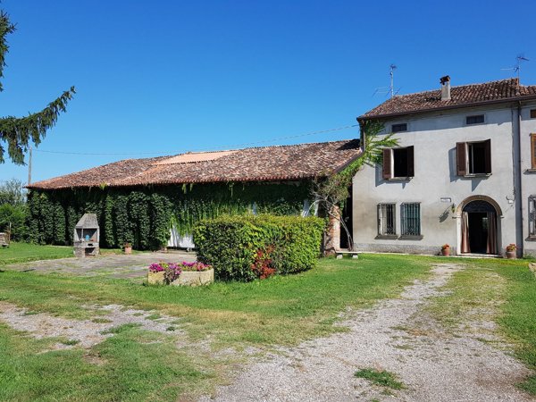 casa indipendente in vendita a Gazzuolo