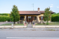 casa indipendente in vendita a Gazzuolo