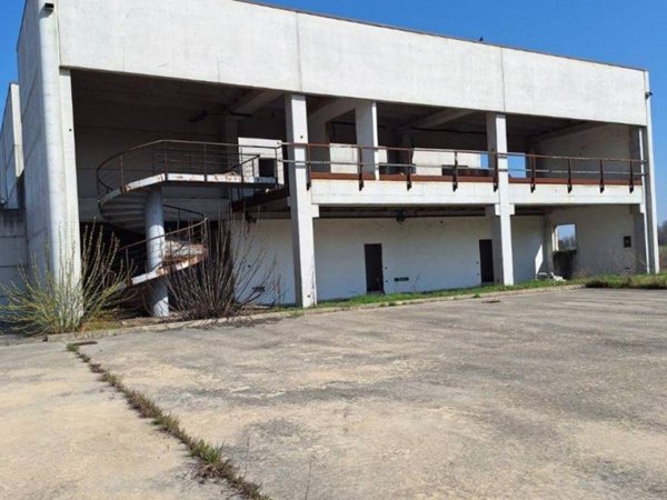 terreno edificabile in vendita a Goito