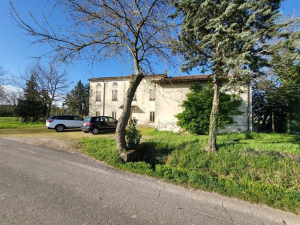 casa indipendente in vendita a Goito