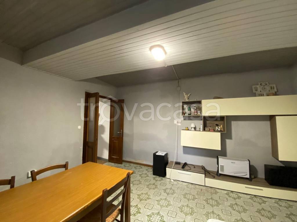 casa indipendente in vendita a Goito