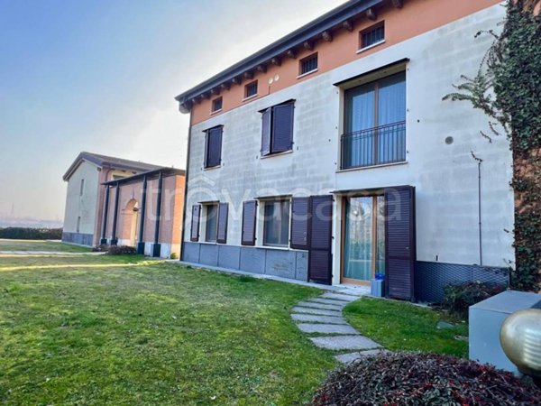 appartamento in vendita a Goito in zona Maglio