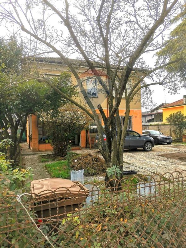casa indipendente in vendita a Goito